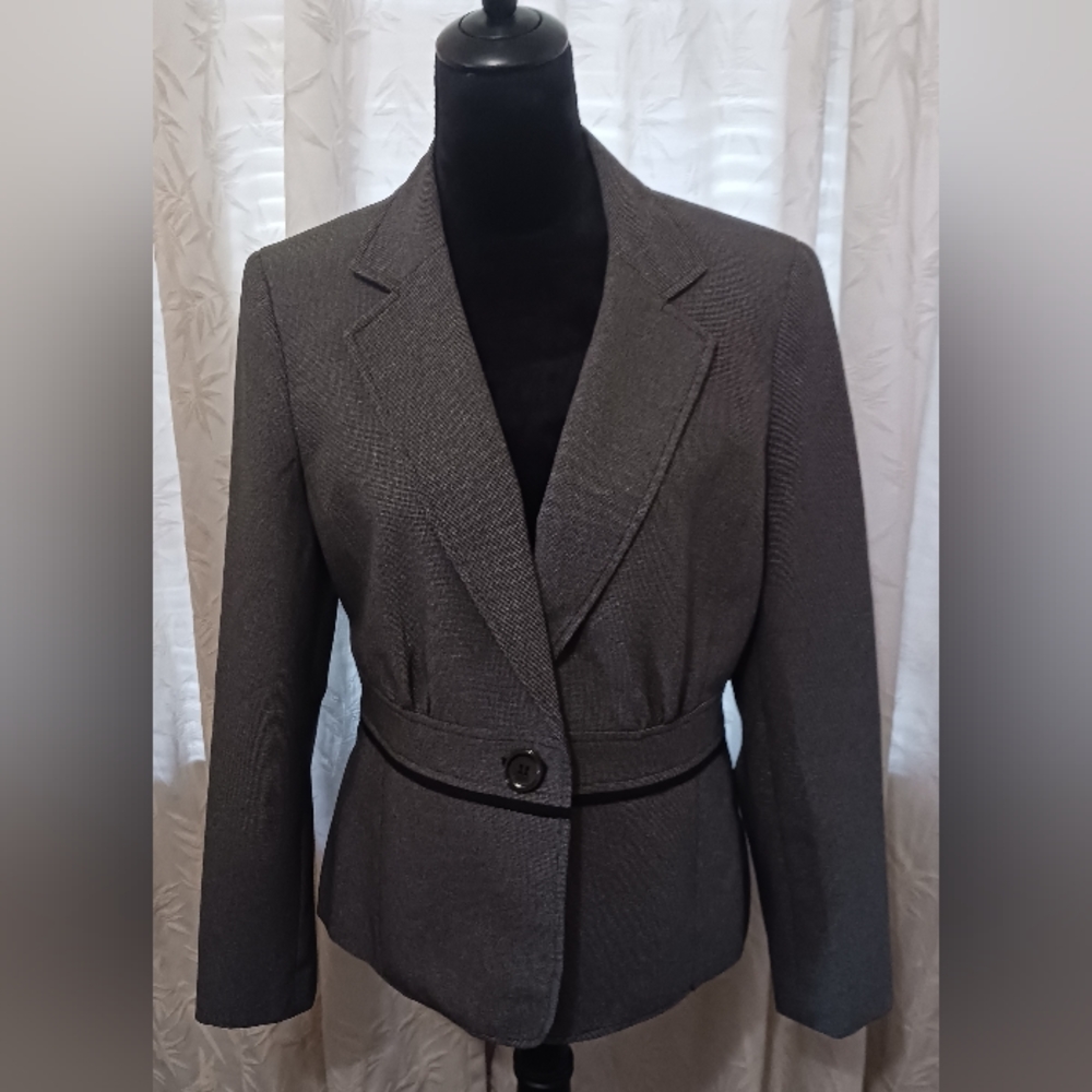 Gray and Black Blazer by Le Suit - Size 10